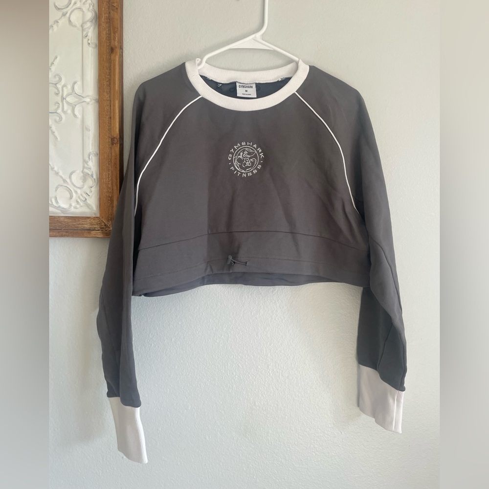 Gymshark women’s Sweatshirt Size M Legacy OG Cropped Pull String Embroidered
